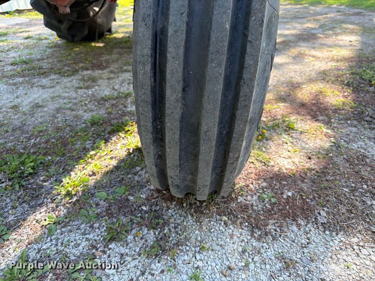 image for item FK0150 International Harvester Farmall 1086 tractor