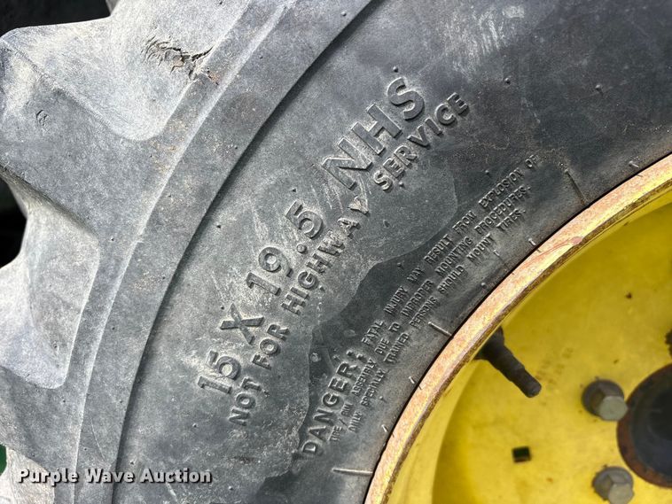 image for item FK1232 2002 John Deere 4310 MFWD tractor