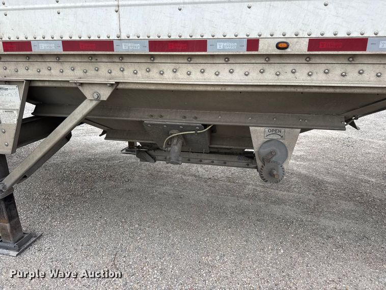 image for item MX9095 2020 Wilson DWH-651 grain trailer