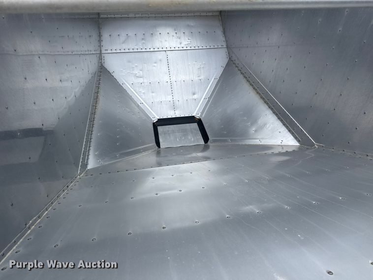 image for item MX9095 2020 Wilson DWH-651 grain trailer