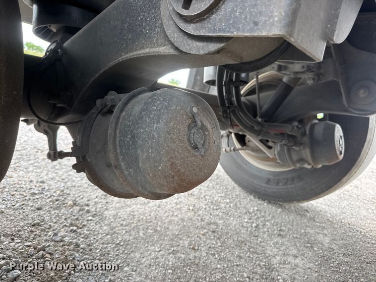 image for item MX9095 2020 Wilson DWH-651 grain trailer