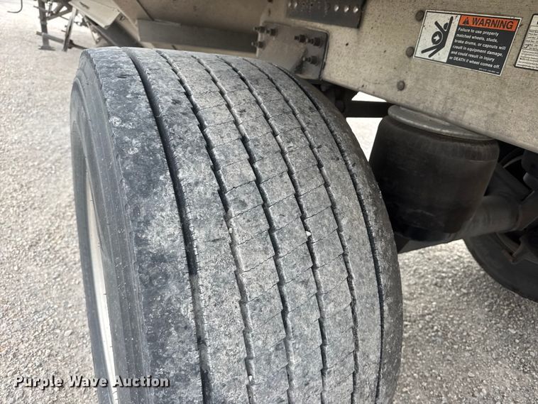 image for item MX9095 2020 Wilson DWH-651 grain trailer