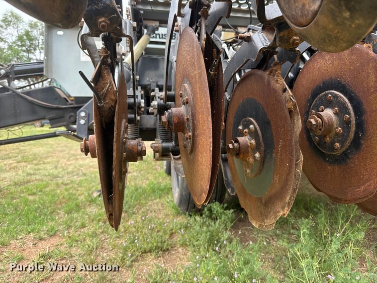 image for item MX9099 2008 Crustbuster 4030 All Plant DD48x7.5 grain drill