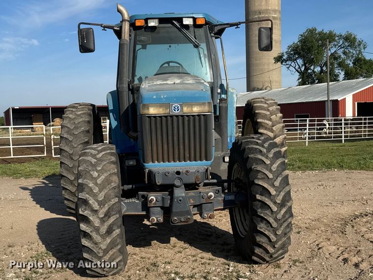 image for item MX9159 2001 New Holland 8870 Genesis 4WD tractor