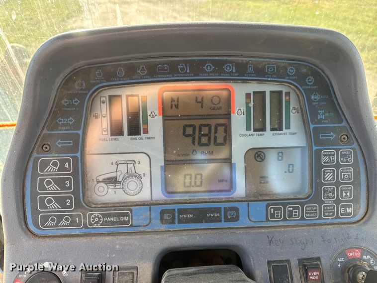 image for item MX9159 2001 New Holland 8870 Genesis 4WD tractor