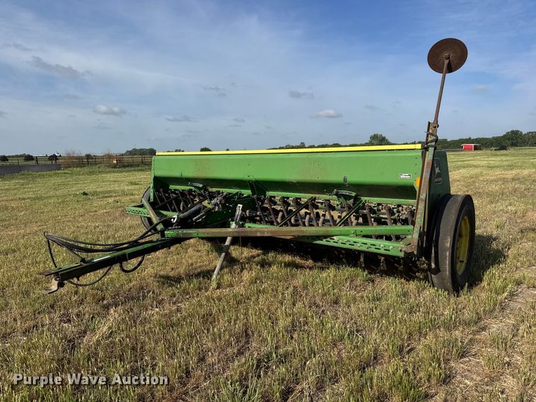 image for item MX9162 John Deere 8300 grain drill