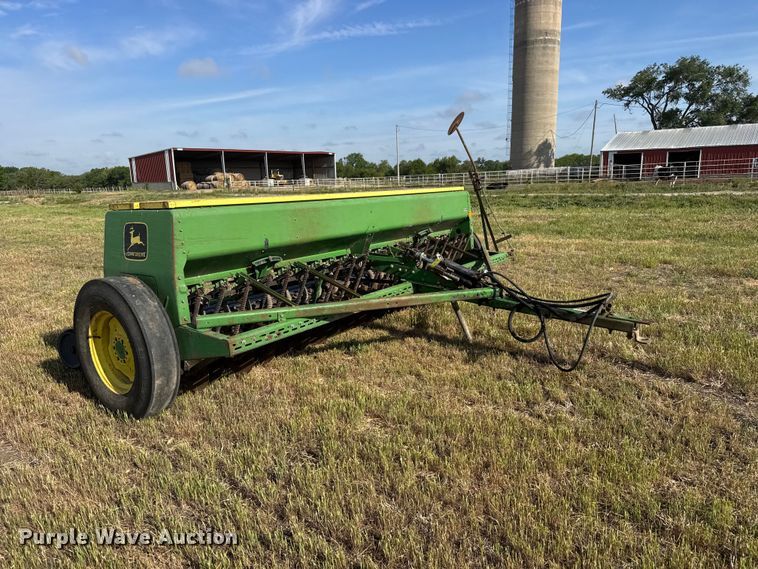 image for item MX9162 John Deere 8300 grain drill