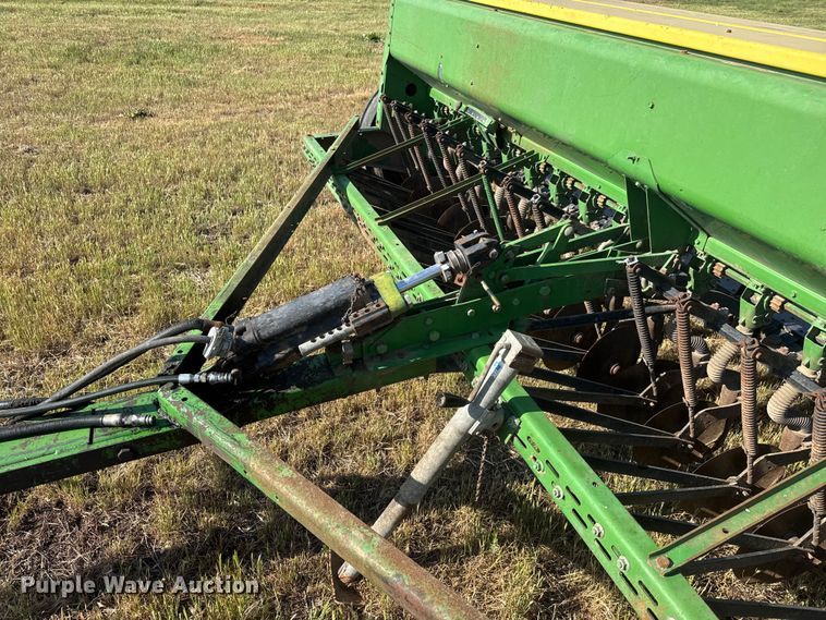 image for item MX9162 John Deere 8300 grain drill