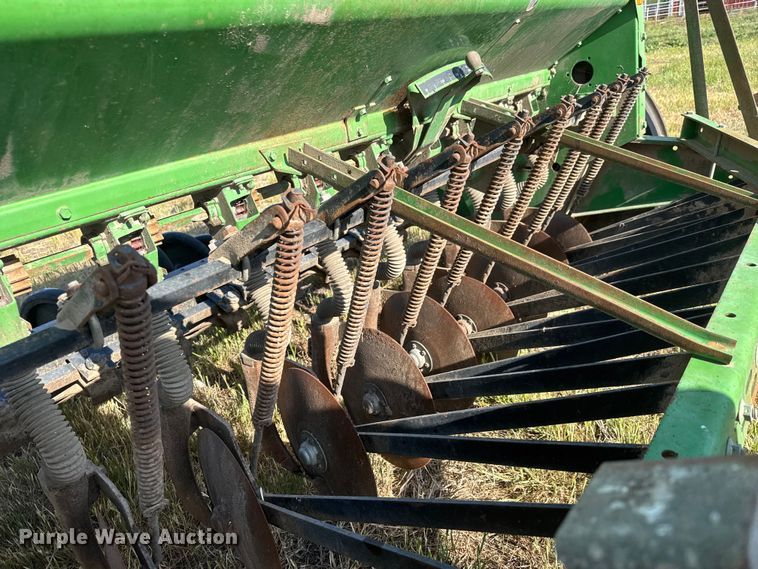 image for item MX9162 John Deere 8300 grain drill