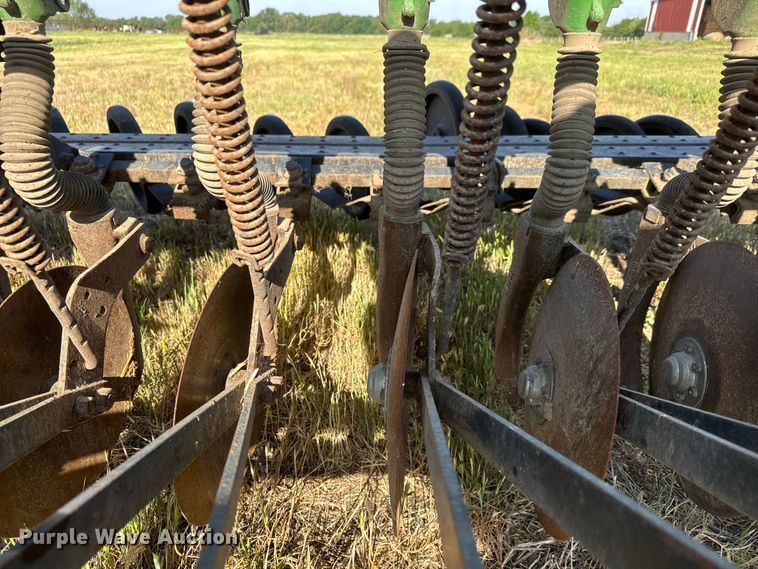 image for item MX9162 John Deere 8300 grain drill