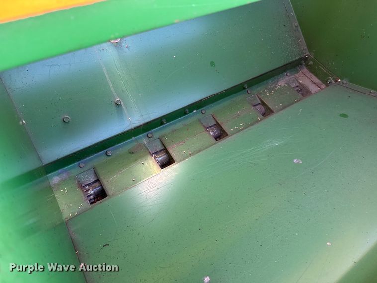 image for item MX9162 John Deere 8300 grain drill