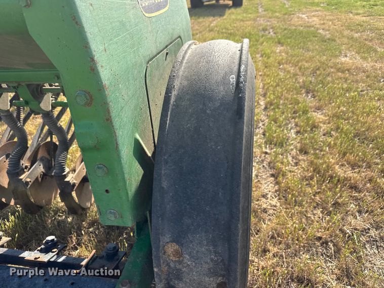 image for item MX9162 John Deere 8300 grain drill