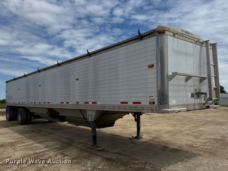 image for item MX9240 2006 Timpte Super Hopper grain trailer