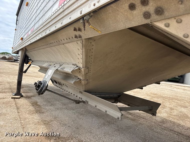 image for item MX9240 2006 Timpte Super Hopper grain trailer