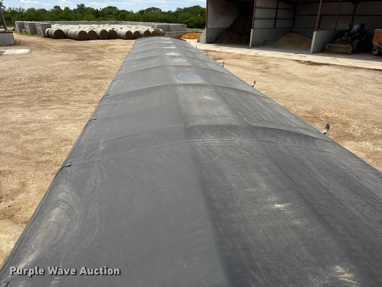 image for item MX9240 2006 Timpte Super Hopper grain trailer