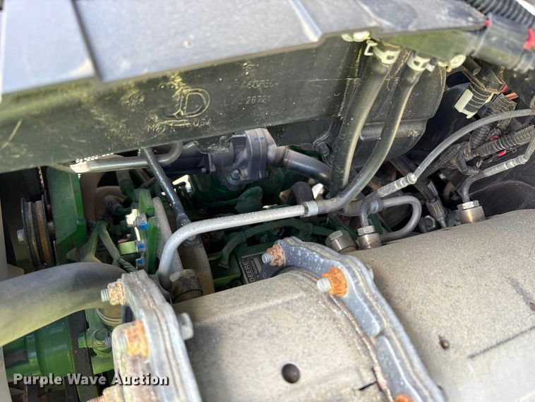 image for item YA3027 2022 John Deere 3033R MFWD tractor