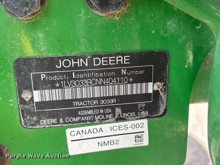image for item YA3027 2022 John Deere 3033R MFWD tractor
