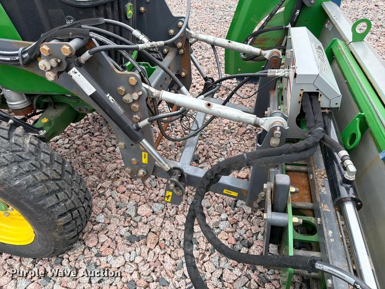 image for item YA3167 2022 John Deere 4066R MFWD tractor