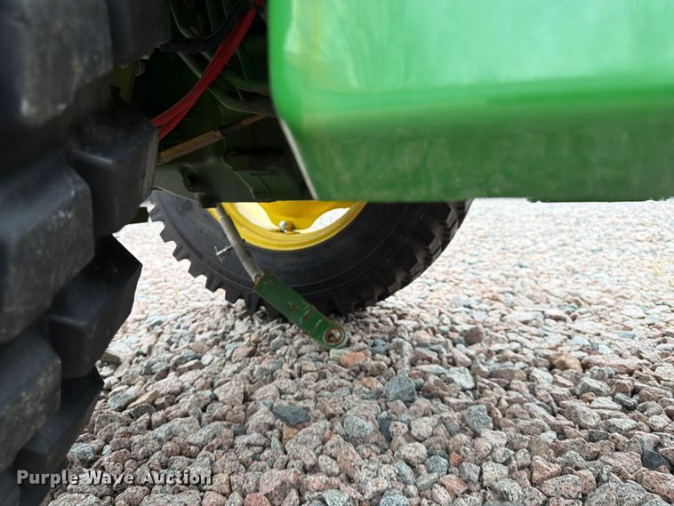 image for item YA3167 2022 John Deere 4066R MFWD tractor
