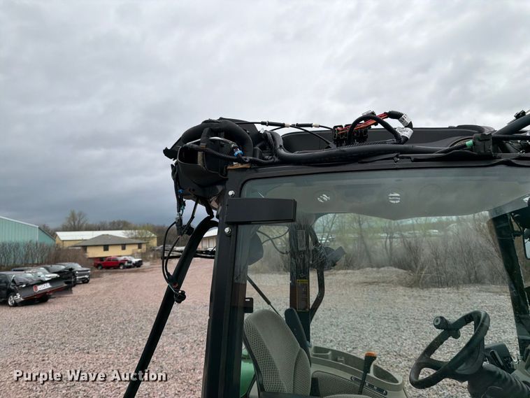 image for item YA3167 2022 John Deere 4066R MFWD tractor