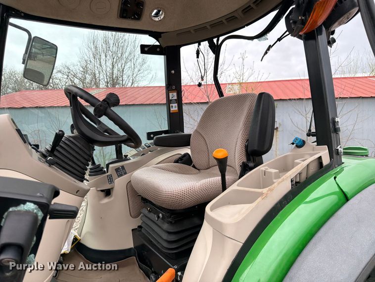 image for item YA3167 2022 John Deere 4066R MFWD tractor
