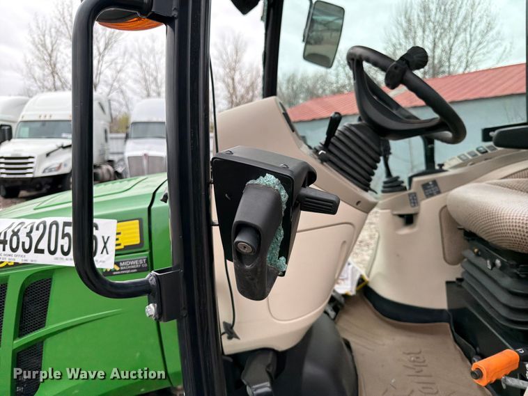 image for item YA3167 2022 John Deere 4066R MFWD tractor
