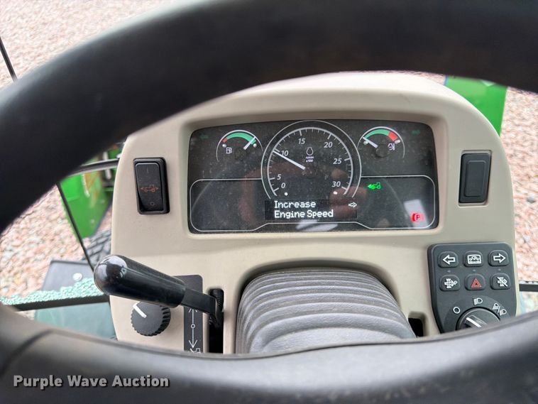 image for item YA3167 2022 John Deere 4066R MFWD tractor