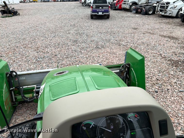 image for item YA3167 2022 John Deere 4066R MFWD tractor
