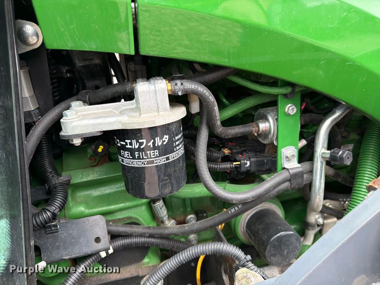 image for item YA3167 2022 John Deere 4066R MFWD tractor
