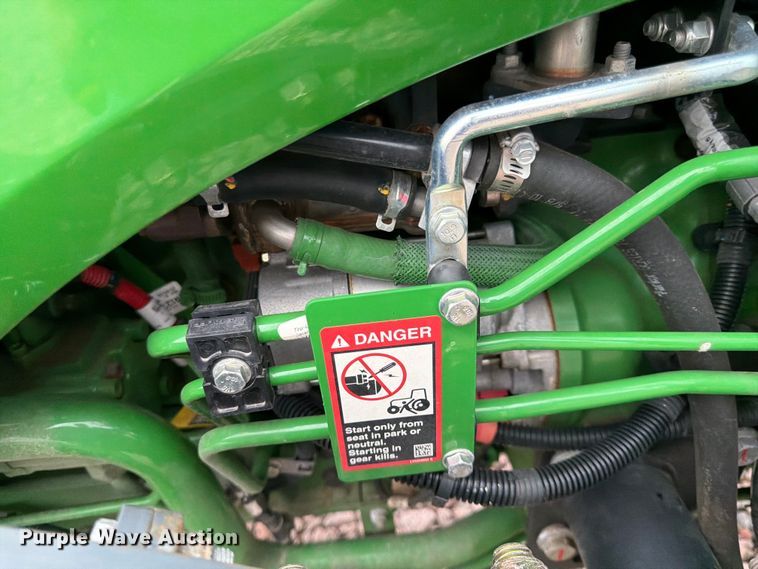 image for item YA3167 2022 John Deere 4066R MFWD tractor