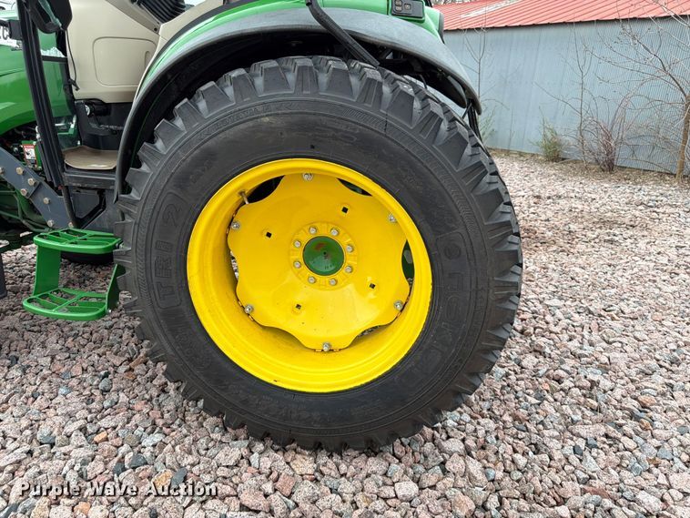 image for item YA3167 2022 John Deere 4066R MFWD tractor
