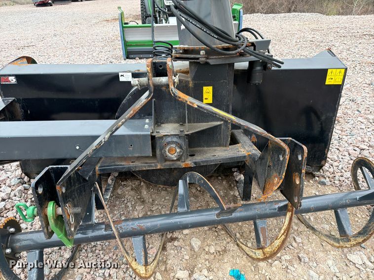 image for item YA3167 2022 John Deere 4066R MFWD tractor