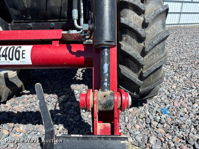 image for item YA3217 2013 Case IH Farmall 95C MFWD tractor