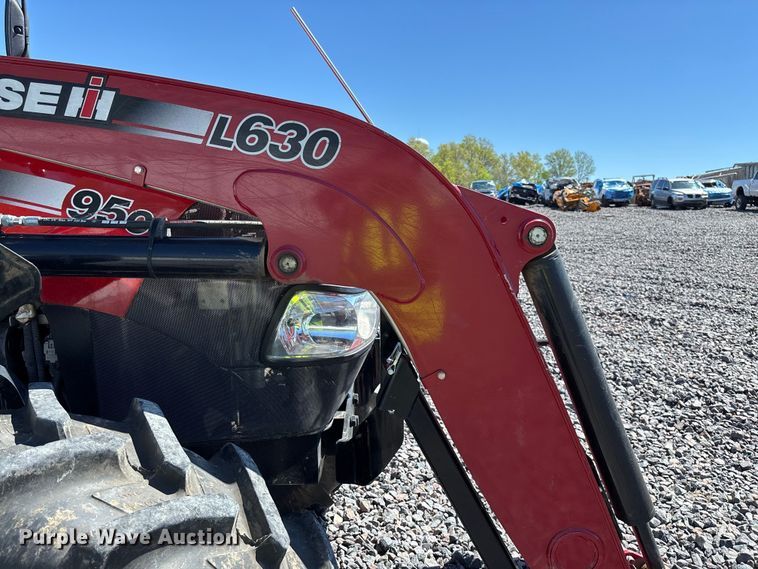 image for item YA3217 2013 Case IH Farmall 95C MFWD tractor