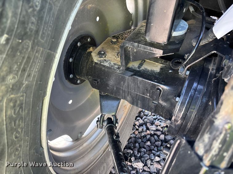 image for item YA3217 2013 Case IH Farmall 95C MFWD tractor