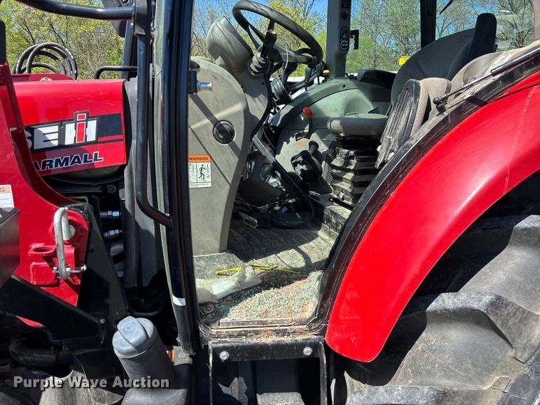image for item YA3217 2013 Case IH Farmall 95C MFWD tractor