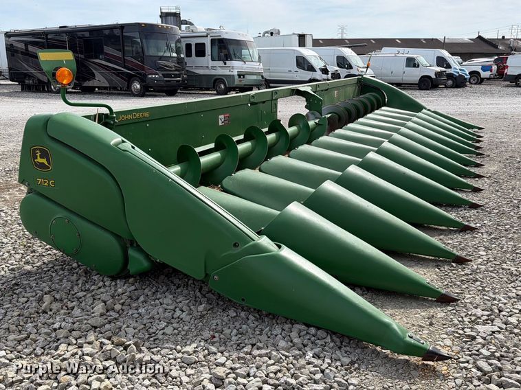 image for item YA3223 2020 John Deere 712C corn head
