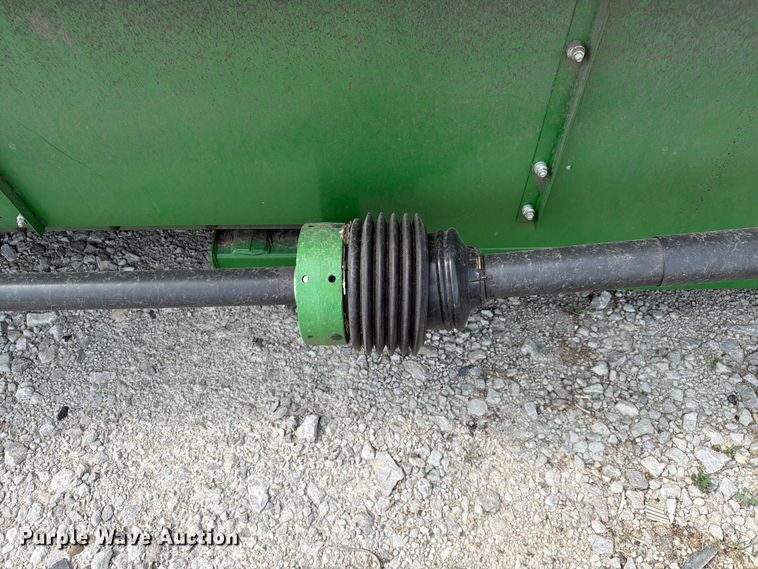 image for item YA3223 2020 John Deere 712C corn head