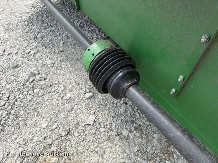 image for item YA3223 2020 John Deere 712C corn head