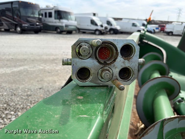 image for item YA3223 2020 John Deere 712C corn head