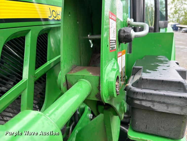 image for item YA3225 2021 John Deere 5065E MFWD tractor