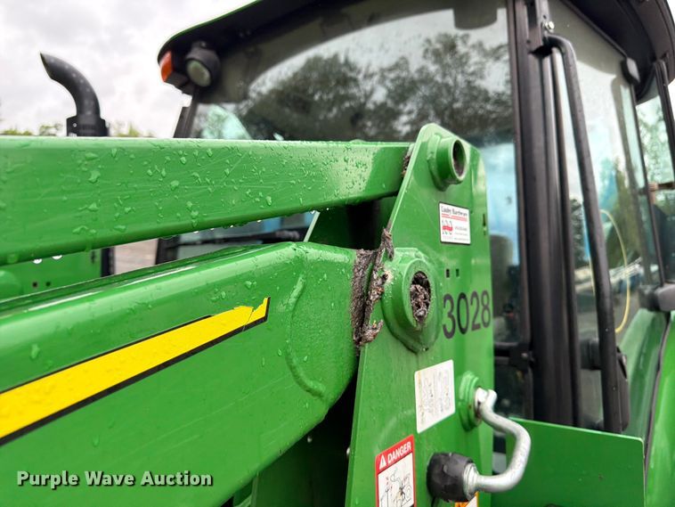 image for item YA3225 2021 John Deere 5065E MFWD tractor