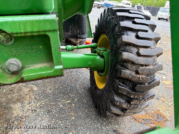 image for item YA3225 2021 John Deere 5065E MFWD tractor