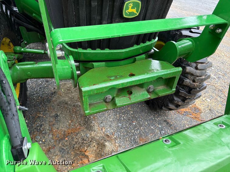 image for item YA3225 2021 John Deere 5065E MFWD tractor