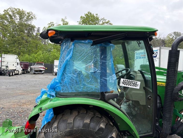 image for item YA3225 2021 John Deere 5065E MFWD tractor