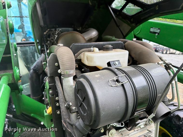 image for item YA3225 2021 John Deere 5065E MFWD tractor