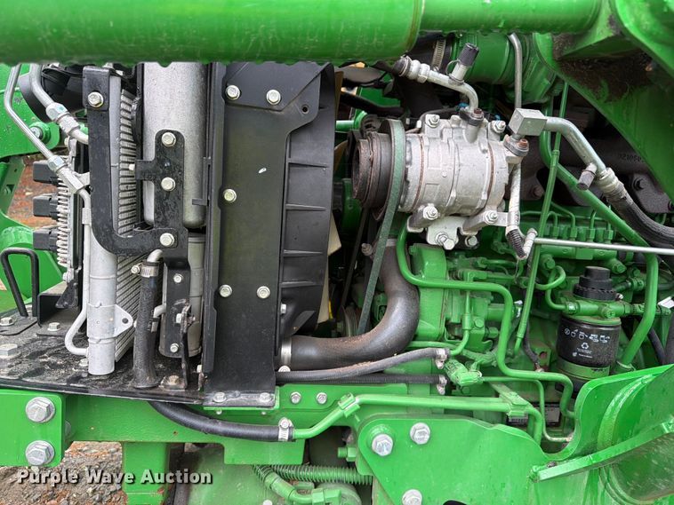 image for item YA3225 2021 John Deere 5065E MFWD tractor
