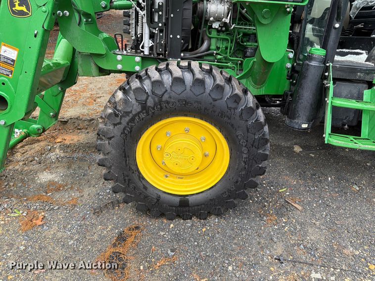 image for item YA3225 2021 John Deere 5065E MFWD tractor
