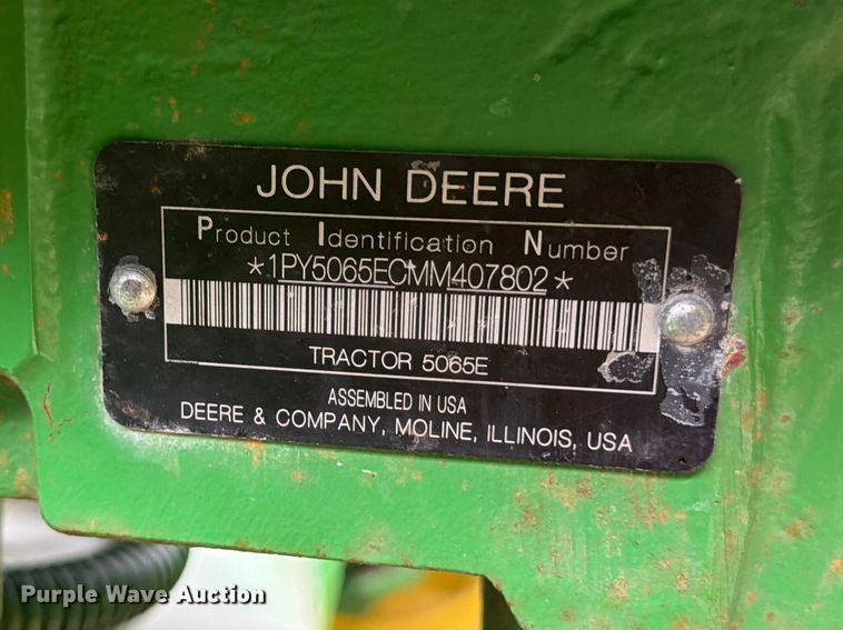 image for item YA3225 2021 John Deere 5065E MFWD tractor