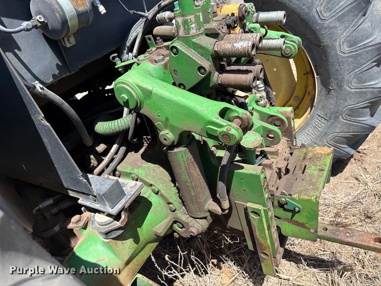 image for item YA3230 2001 John Deere 6405 tractor